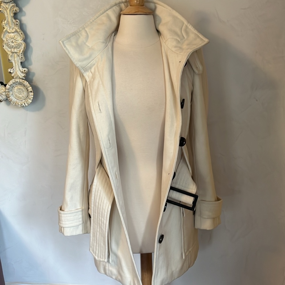 Zara Ivory Wool Blend Unique Coat w/big buckle belt,pockets button up Size Small - Picture 12 of 14